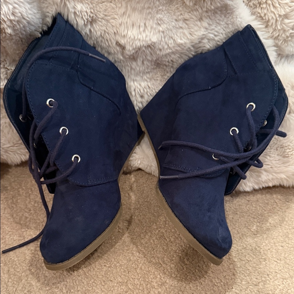 SO Women's Dark Blue Wedge Ankle Boots